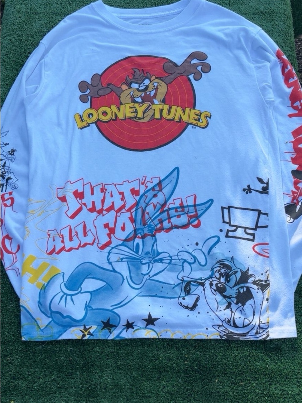 Warner Bros. White Looney Tunes Long-Sleeve Shirt with Multicolor Characters